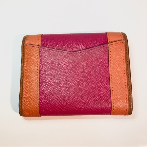 Authentic Michael Kors Leather Wallet - Picture 2 of 6